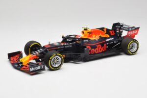 Red Bull RB15 #10 P. Gasly F1 2019 Minichamps 1:18 110190010 Metalas