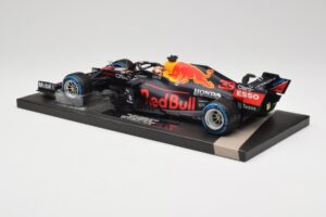 Red Bull RB16B #33 M. Verstappen Belgian GP 2021 Winner Minichamps 1:18 113211333 Derva - nuotrauka 5 iš 7