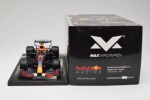 Red Bull RB16B #33 M. Verstappen Belgian GP 2021 Winner Minichamps 1:18 113211333 Derva - nuotrauka 7 iš 7