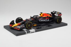 Red Bull RB18 Oracle #1 M. Verstappen US GP 2022 Winner Minichamps 1:18 113221901 Derva - nuotrauka 2 iš 7