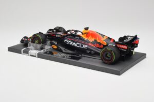 Red Bull RB18 #1 M. Verstappen Emilia Romagna GP 2022 Winner Minichamps 1:18 113220401 Derva - nuotrauka 5 iš 7