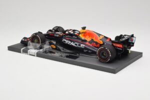 Red Bull RB18 #1 M. Verstappen Miami GP 2022 Winner Minichamps 1:18 113220301 Derva - nuotrauka 5 iš 7