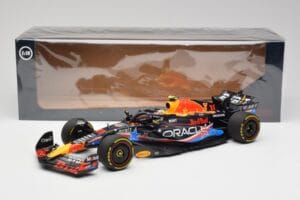 Red Bull RB19 #1 M. Verstappen Austin GP Winner 2023 Minichamps 1:18 110231901 Metalas - nuotrauka 6 iš 6
