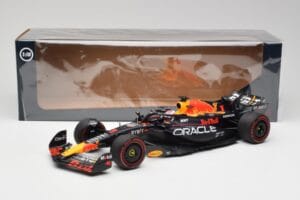 Red Bull RB19 #1 M. Verstappen Qatar Sprint Race 2nd WC 2023 Minichamps 1:18 110231801 Metalas - nuotrauka 6 iš 6