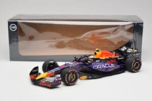 Red Bull RB19 #11 S. Perez Las Vegas GP 3rd 2023 Minichamps 1:18 110232211 Metalas - nuotrauka 6 iš 6