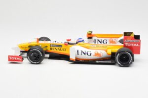Renault F1 Team R29 #10 R. Grosjean F1 2009 Minichamps 1:18 150090108 Metalas - nuotrauka 3 iš 6