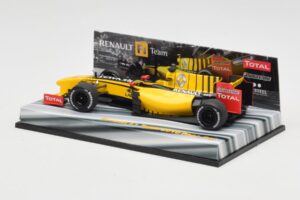 Renault R30 #11 R. Kubica Race Car 2010 Minichamps 1:43 403100081 Metalas - nuotrauka 3 iš 6