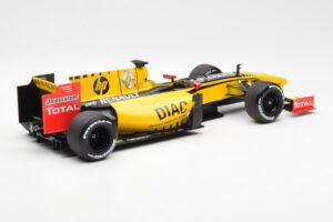 Renault R30 R. Kubica / V. Petrov F1 Showcar 2010 Minichamps 1:18 7711428831 Metalas - nuotrauka 2 iš 6