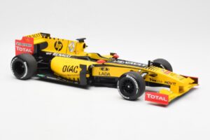 Renault R30 R. Kubica / V. Petrov F1 Showcar 2010 Minichamps 1:18 7711428831 Metalas - nuotrauka 4 iš 6