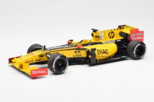 Renault R30 R. Kubica / V. Petrov F1 Showcar 2010 Minichamps 1:18 7711428831 Metalas