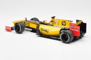Renault R30 R. Kubica / V. Petrov F1 Showcar 2010 Minichamps 1:18 7711428831 Metalas - nuotrauka 5 iš 6