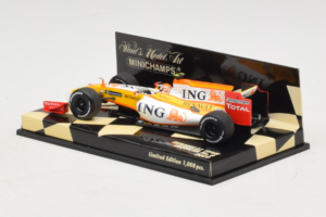 Renault R29 #8 N. Piquet Jr. Showcar F1 2009 Minichamps 1:43 400090078 Metalas - nuotrauka 3 iš 5