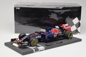 Scuderia Toro Rosso STR10 Renault #33 M. Verstappen Australian GP 2015 Minichamps 1:18 117150033 Derva - nuotrauka 7 iš 7