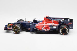 Scuderia Toro Rosso STR3 #11 S. Bourdais F1 2008 Minichamps 1:18 150080014 Metalas - nuotrauka 3 iš 6
