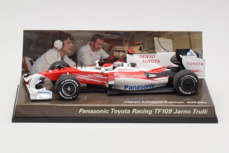 Toyota TF109 Panasonic Toyota Racing #9 J. Trulli F1 2009 Minichamps 1:43 AM62130 Metalas