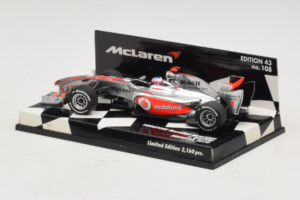 Vodafone McLaren Mercedes MP4-25 J. Button F1 Showcar 2010 Minichamps 1:43 530104371 Metalas - nuotrauka 3 iš 5