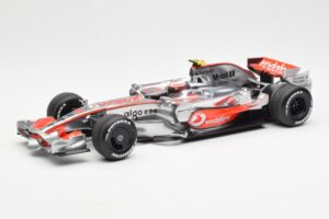 McLaren MP4-23 Mercedes #23 H. Kovalainen 2008 Minichamps 1:18 530081823 Metalas