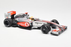 McLaren MP4-24 #1 L. Hamilton 2009 Dealer Edition Minichamps 1:18 503091801 Metalas - nuotrauka 4 iš 6