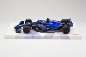 Williams FW44 Mercedes #23 A. Albon Bahrain GP 2022 Case Edition Minichamps 1:18 147220123 Derva