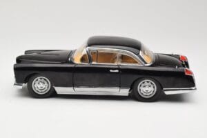 Facel Vega HK500 Juodas Sun Star 1:18 3751 Metalas - nuotrauka 4 iš 8