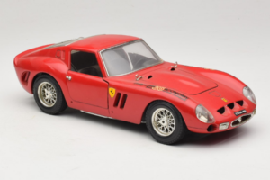 Ferrari 250 GTO Raudonas Bburago 1:18 B003 Metalas - nuotrauka 6 iš 8