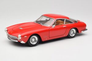 Ferrari 250 GT Berlinetta SWB Raudonas Hot Wheels 1:18 B6053 Metalas
