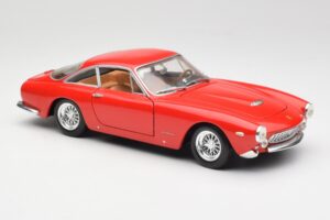 Ferrari 250 GT Berlinetta SWB Raudonas Hot Wheels 1:18 B6053 Metalas - nuotrauka 6 iš 8