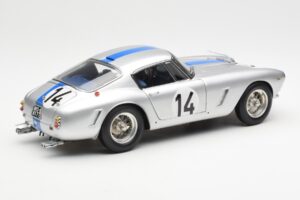 Ferrari 250 GT SWB #14 P. Noblet / J. Guichet Team Noblet 3rd Place 24 Hours of Le Mans 1961 CMC 1:18 M-079 Metalas - nuotrauka 2 iš 6