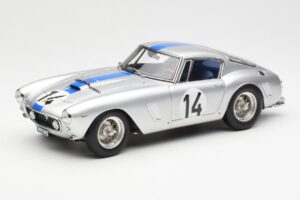 Ferrari 250 GT SWB #14 P. Noblet / J. Guichet Team Noblet 3rd Place 24 Hours of Le Mans 1961 CMC 1:18 M-079 Metalas