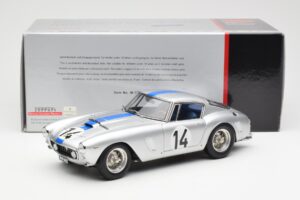 Ferrari 250 GT SWB #14 P. Noblet / J. Guichet Team Noblet 3rd Place 24 Hours of Le Mans 1961 CMC 1:18 M-079 Metalas - nuotrauka 6 iš 6