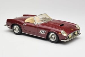 Ferrari 250 GT California Raudonas Hot Wheels 1:18 3401158 Metalas - nuotrauka 6 iš 8