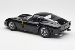 Ferrari 250 GTO Juodas Kyosho 1:18 08431BK Metalas - nuotrauka 7 iš 8