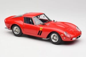 Ferrari 250 GTO London Show Raudonas CMC 1:18 M-256 Metalas - nuotrauka 4 iš 6
