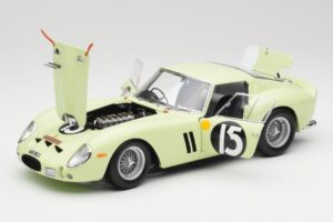 Ferrari 250 GTO #15 S. Moss / I. Ireland Goodwood Tourist Trophy Winner 1962 Kyosho 1:18 08438C Metalas - nuotrauka 2 iš 8