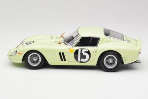 Ferrari 250 GTO #15 S. Moss / I. Ireland Goodwood Tourist Trophy Winner 1962 Kyosho 1:18 08438C Metalas - nuotrauka 4 iš 8