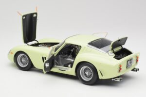 Ferrari 250 GTO #15 S. Moss / I. Ireland Goodwood Tourist Trophy Winner 1962 Kyosho 1:18 08438C Metalas - nuotrauka 5 iš 8