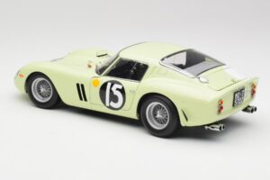 Ferrari 250 GTO #15 S. Moss / I. Ireland Goodwood Tourist Trophy Winner 1962 Kyosho 1:18 08438C Metalas - nuotrauka 7 iš 8