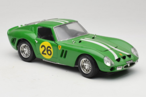 Ferrari 250 GTO #26 Žalias Baltos Juostos 1962 Bburago 1:18 3011-G3 Metalas - nuotrauka 6 iš 8