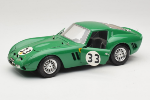 Ferrari 250 GTO #33 Žalias Bburago 1:18 3011-G1 Metalas - nuotrauka 2 iš 8