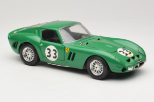 Ferrari 250 GTO #33 Žalias Bburago 1:18 3011-G1 Metalas - nuotrauka 6 iš 8