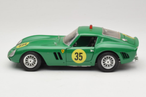 Ferrari 250 GTO #35 Žalias 1962 Bburago 1:18 3011-G2 Metalas - nuotrauka 4 iš 8