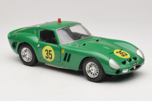 Ferrari 250 GTO #35 Žalias 1962 Bburago 1:18 3011-G2 Metalas - nuotrauka 6 iš 8