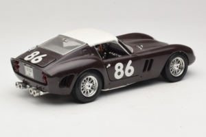 Ferrari 250 GTO #86 Juodas Bburago 1:18 3011-B1 Metalas - nuotrauka 3 iš 8