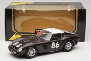 Ferrari 250 GTO #86 Juodas Bburago 1:18 3011-B1 Metalas - nuotrauka 8 iš 8