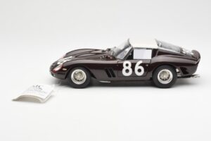 Ferrari 250 GTO #86 Targa Florio 1962 CMC 1:18 M-156 Metalas - nuotrauka 3 iš 6