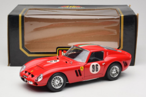 Ferrari 250 GTO #96 Raudonas 1962 Bburago 1:18 3011-N1 Metalas - nuotrauka 8 iš 8
