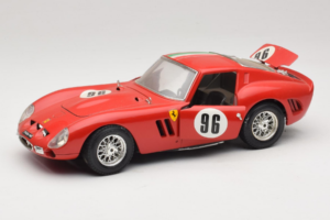 Ferrari 250 GTO #96 Raudonas Italijos Vėliava 1962 Bburago 1:18 3011-P2 Metalas - nuotrauka 2 iš 8