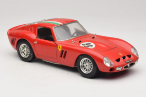 Ferrari 250 GTO #96 Raudonas Italijos Vėliava 1962 Bburago 1:18 3011-P2 Metalas - nuotrauka 6 iš 8