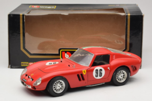 Ferrari 250 GTO #96 Raudonas Italijos Vėliava 1962 Bburago 1:18 3011-P2 Metalas - nuotrauka 8 iš 8