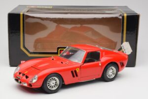 Ferrari 250 GTO Raudonas Bburago 1:18 3011 Metalas - nuotrauka 8 iš 8